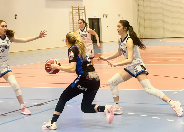 Walentynkowe spotkanie Sparta Ziębice – Brother MUKS Poznań w koszykówce kobiet