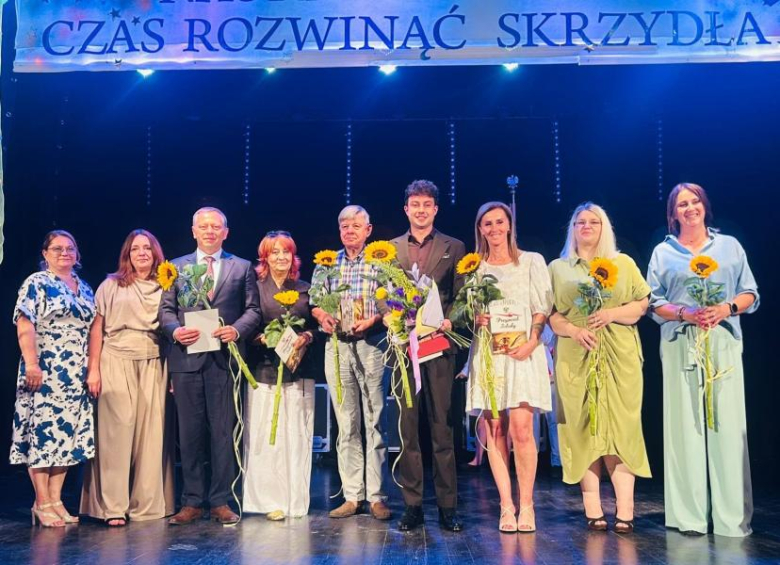 Uroczyste pożegnanie absolwentów Szkoły Podstawowej nr 4 w Ziębicach