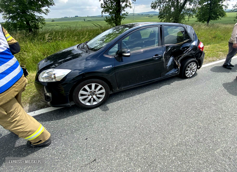 Zderzenie dwóch pojazdów między Kluczową a Ząbkowicami Śląskimi 