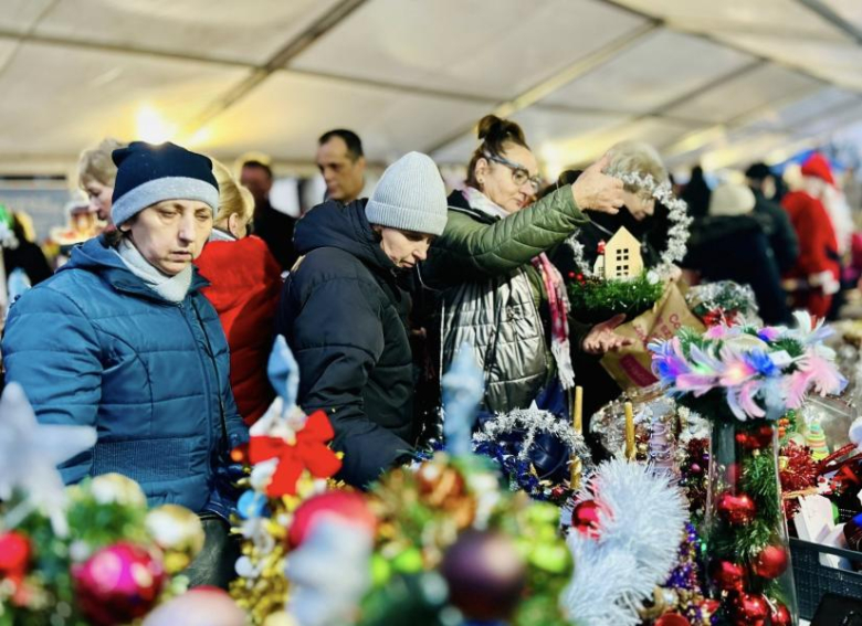 W Ziębicach można było poczuć magię świąt. Jarmark bożonarodzeniowy za nami [foto]