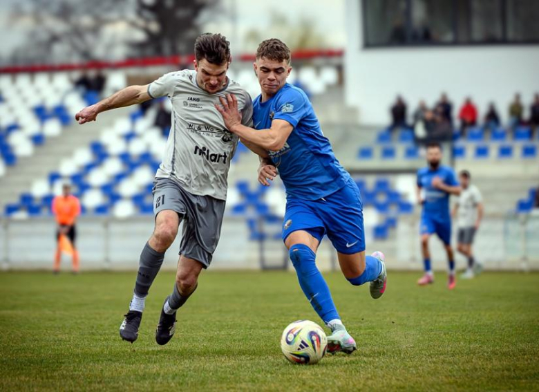 IV liga: Orzeł Ząbkowice Śląskie 1:2 (1:0) GKS Mirków/Długołęka