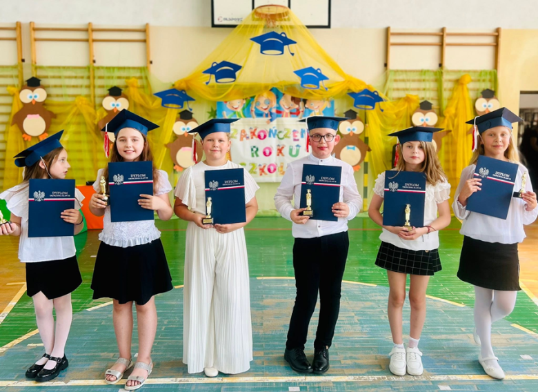 Gminne zakończenie roku szkolnego w Niedźwiedziu