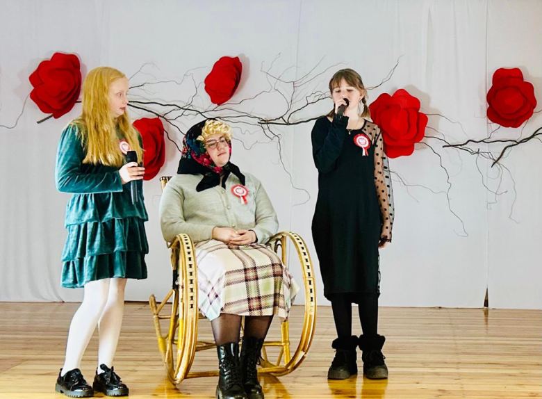  Akademia z okazji Święta Niepodległości w Niepublicznej Szkole Podstawowej w Lubnowie