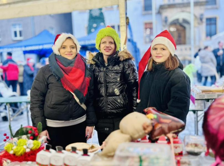 W Ziębicach można było poczuć magię świąt. Jarmark bożonarodzeniowy za nami [foto]