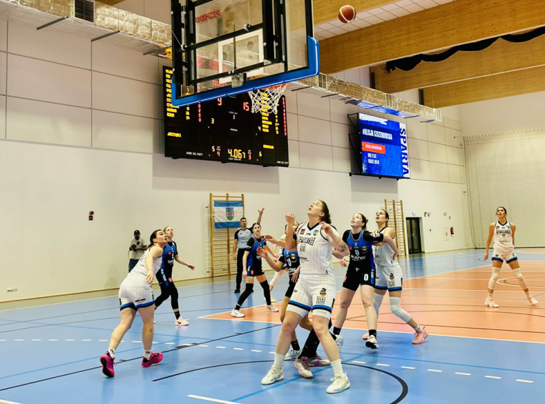 Walentynkowe spotkanie Sparta Ziębice – Brother MUKS Poznań w koszykówce kobiet