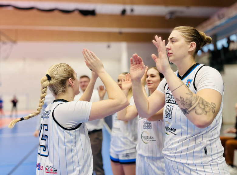 Walentynkowe spotkanie Sparta Ziębice – Brother MUKS Poznań w koszykówce kobiet