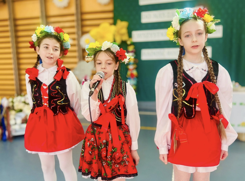 Apel wielkanocny w Szkole Podstawowej w Henrykowie