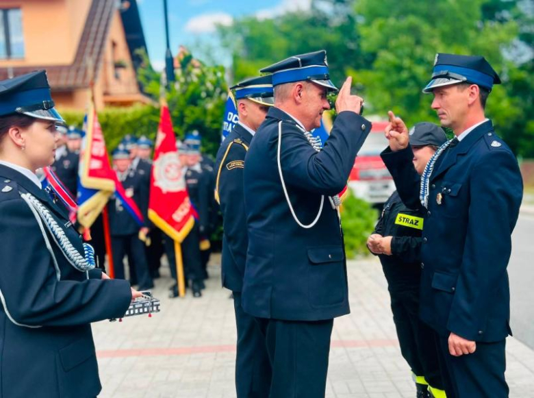 80 lat OSP Henryków. Jubileusz jednostki z udziałem strażaków, mieszkańców i samorządowców