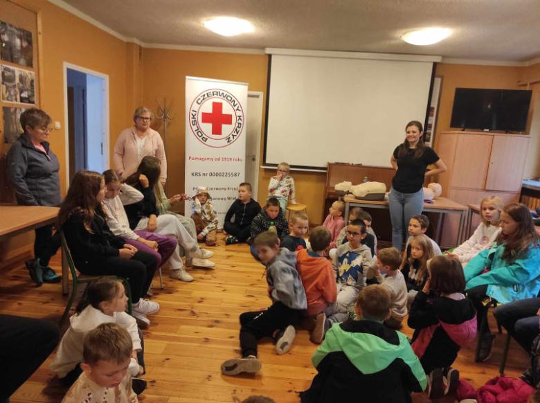 Uczniowie z Barda na zielonej szkole w Załęczu Wielkim