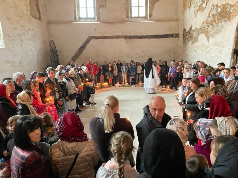 Kilkuset wiernych uczestniczyło w Liturgii Paschalnej w ząbkowickiej cerkwi