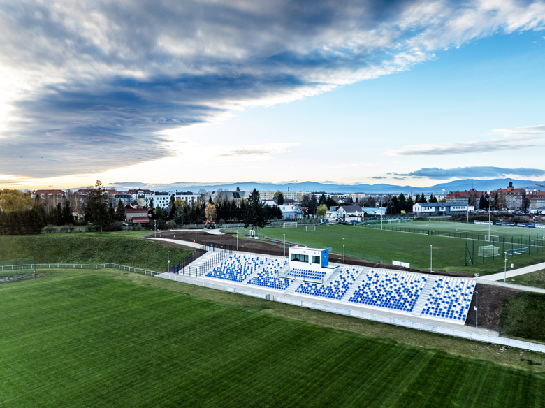 Zakończył sie kolejny etap modernizacji stadionu miejskiego w Ząbkowicach Śląskich