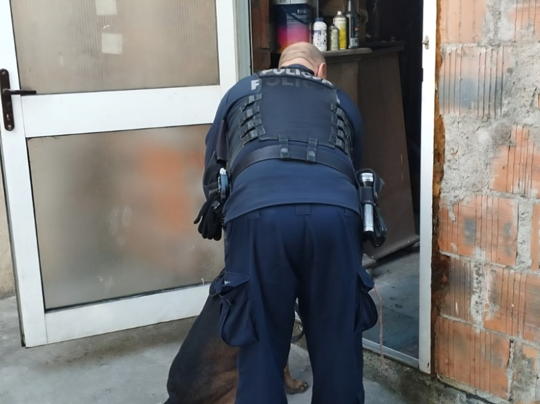 Narkotyki, amunicja i areszt. 26-latek zatrzymany w trakcie kontroli drogowej trafił za kratki