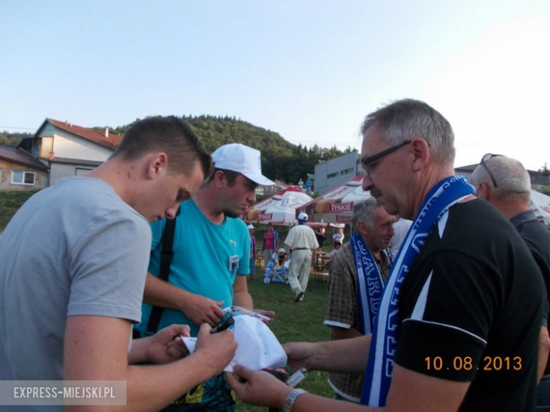 Piotr Zieliński chętnie pozował do zdjęć i rozdawał autografy