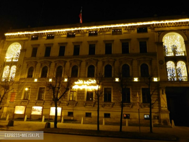 Ząbkowice Śląskie w nocnej scenerii