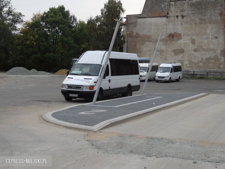 Pierwsze efekty prac związanych z remontem dworca autobusowego przy al. Niepodległości