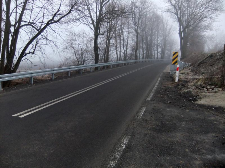 Wyremontowali kolejny odcinek drogi wojewódzkiej w gminie Ziębice