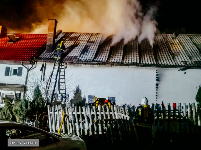 Nocny pożar na terenie agroturystyki w Baldwinowicach