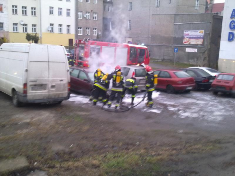 Pożar samochodu w Ząbkowicach