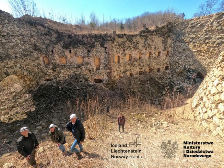 Na twierdzy rusza rekonstrukcja mostu pomiędzy Brama Górną Donjonu a Bastionem Górnym