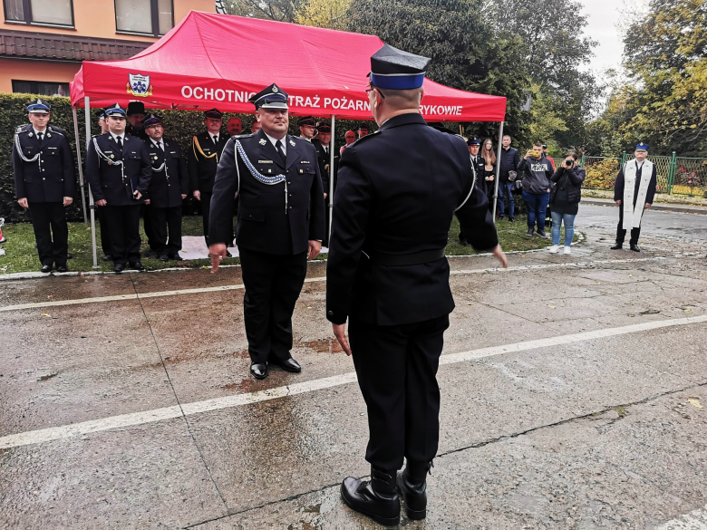 Uroczyste przekazanie auta ratowniczo-gaśniczego dla OSP Henryków