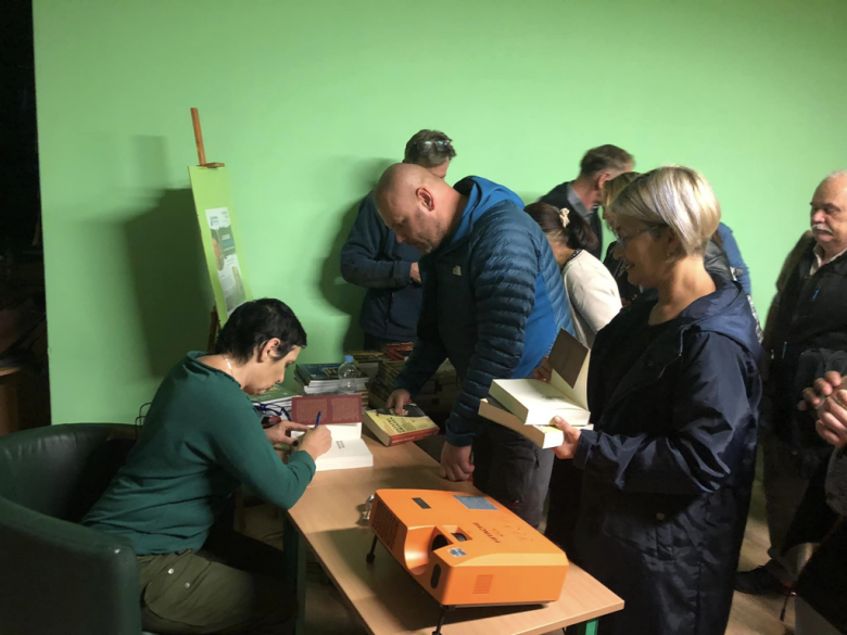 Joanna Lamparska w ząbkowickiej bibliotece