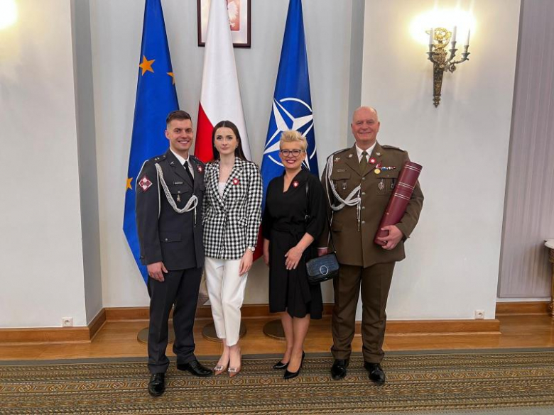 Płk. Dariusz Machula, rodowity ząbkowiczanin, dowódca 2. Brygady Zmechanizowanej w Złocieńcu, otrzymał z rąk prezydenta awans na stopień generała brygady Wojska Polskiego 