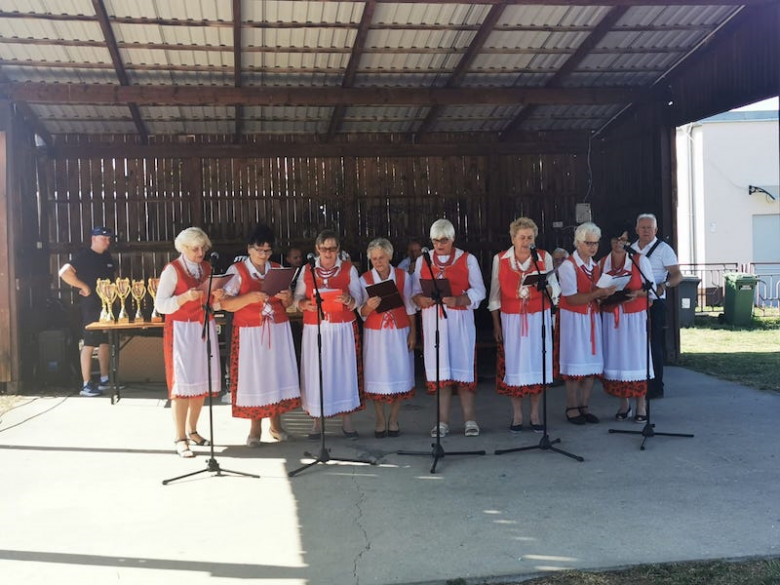 Gminne zawody sportowo-pożarnicze w Ożarach