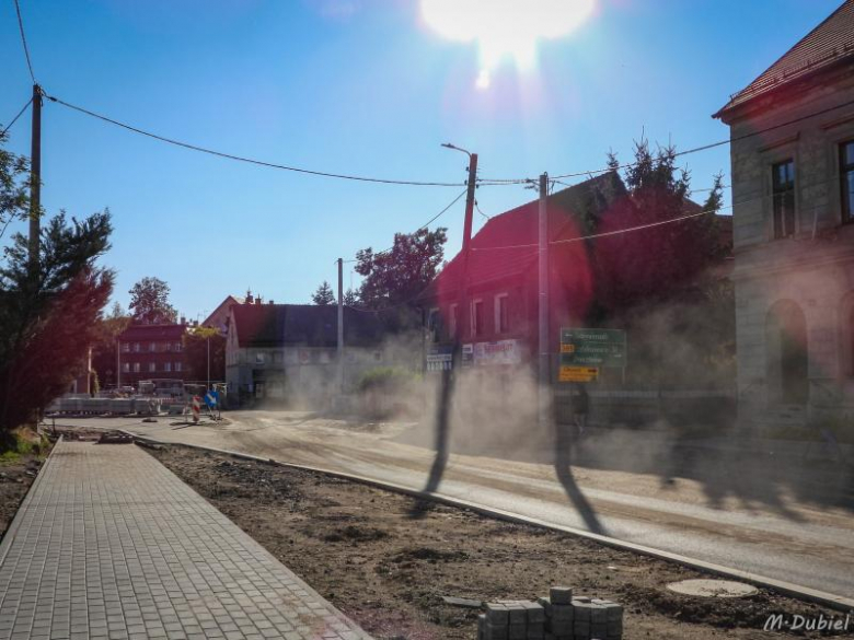 Trwają prace z przebudową ul. Wojska Polskiego w Ziębicach i budową ronda