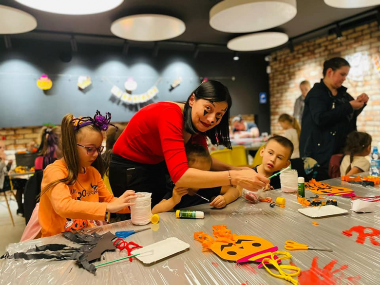 Warsztaty halloweenowe w Ziębickim Centrum Kultury