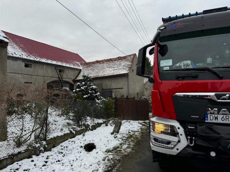 Pożar w zakładzie produkcyjnym w Dębowcu