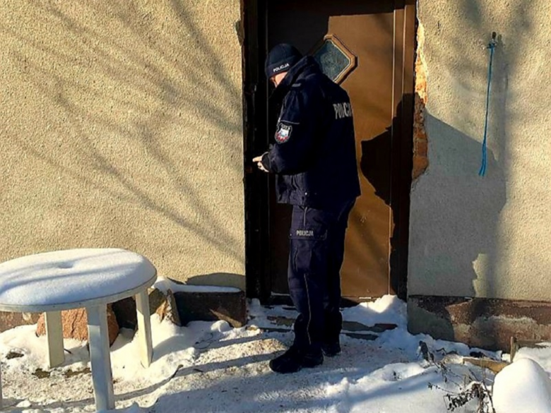 Policja apeluje: Nie bądźmy obojętni! Kilkunastostopniowe mrozy są ogromnym zagrożeniem