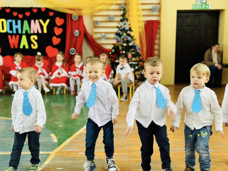  Świąteczne spotkanie z okazji Dnia Babci i Dziadka w Niedźwiedziu 