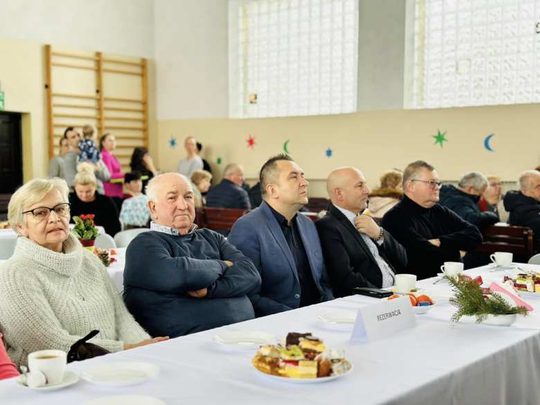  Świąteczne spotkanie z okazji Dnia Babci i Dziadka w Niedźwiedziu 