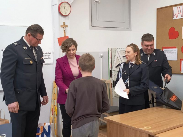 „Młodzież Zapobiega Pożarom”. W gminie Stoszowice wyłoniono najlepszych