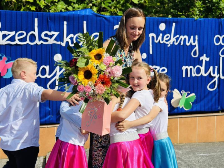 Pożegnanie przedszkolaków z Przedszkola na Orlej Polanie w Ziębicach