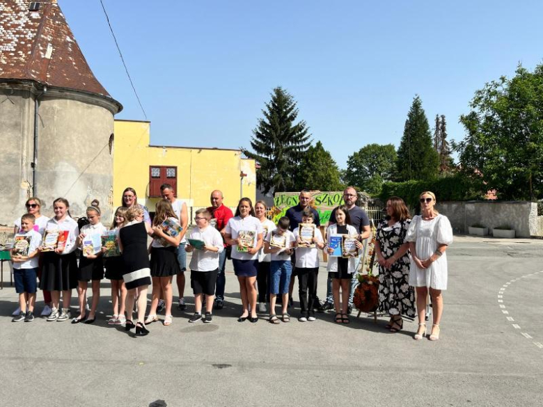 Wakacje na start. Zakończenie roku w ziębickiej czwórce 