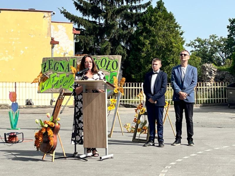 Wakacje na start. Zakończenie roku w ziębickiej czwórce 