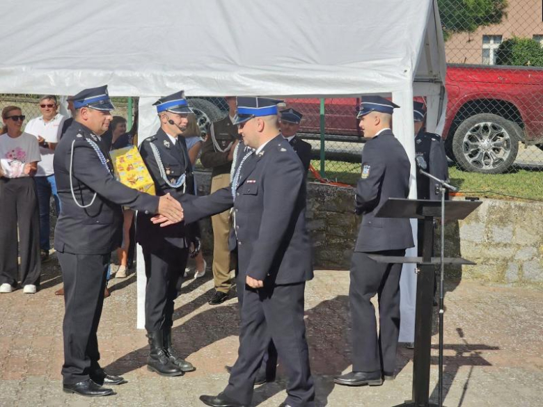 	Przebudowa remizy dobiegła końca. Festyn strażacki w Krzelkowie