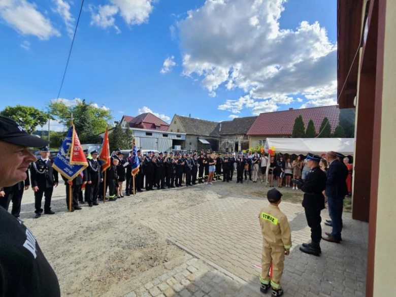 	Przebudowa remizy dobiegła końca. Festyn strażacki w Krzelkowie