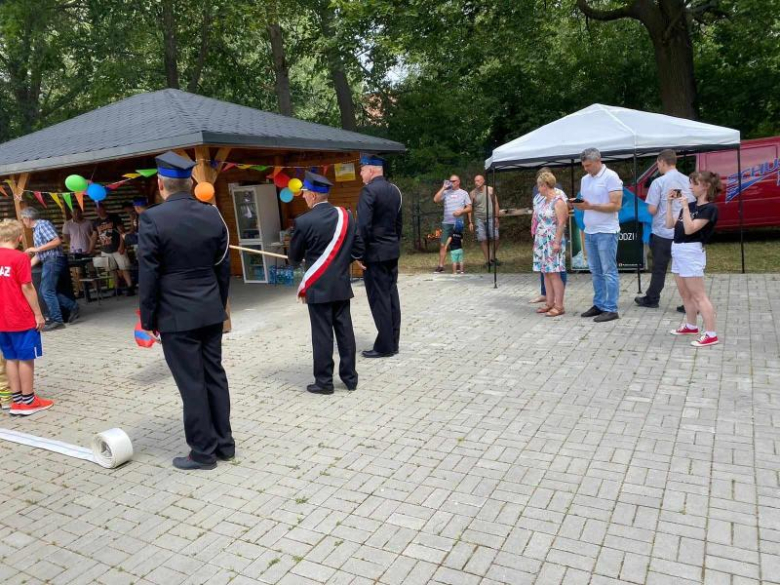 Piknik rodzinny połączony ze ślubowaniem młodych druhów w Dzbanowie