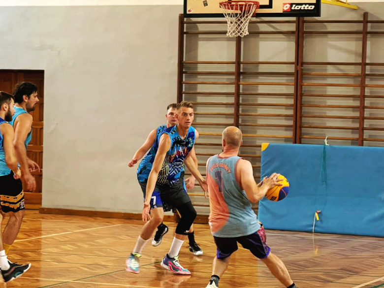 Turniej Streetballa w Ziębicach. Dwanaście zespołów rywalizowało o miano najlepszej ekipy