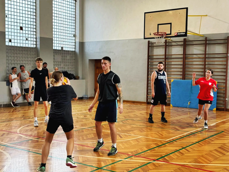 Turniej Streetballa w Ziębicach. Dwanaście zespołów rywalizowało o miano najlepszej ekipy