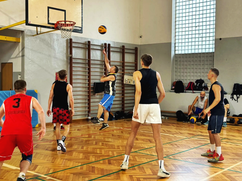 Turniej Streetballa w Ziębicach. Dwanaście zespołów rywalizowało o miano najlepszej ekipy