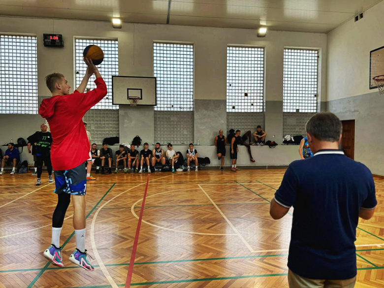 Turniej Streetballa w Ziębicach. Dwanaście zespołów rywalizowało o miano najlepszej ekipy