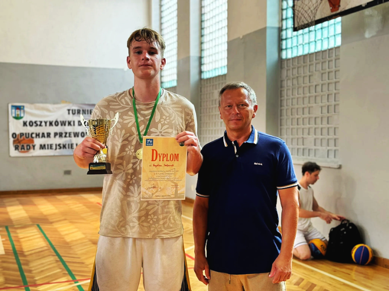 Turniej Streetballa w Ziębicach. Dwanaście zespołów rywalizowało o miano najlepszej ekipy