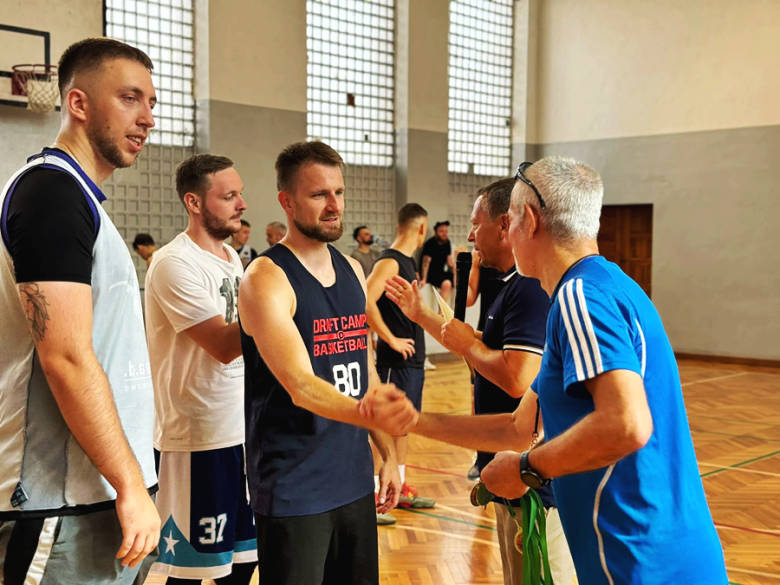 Turniej Streetballa w Ziębicach. Dwanaście zespołów rywalizowało o miano najlepszej ekipy