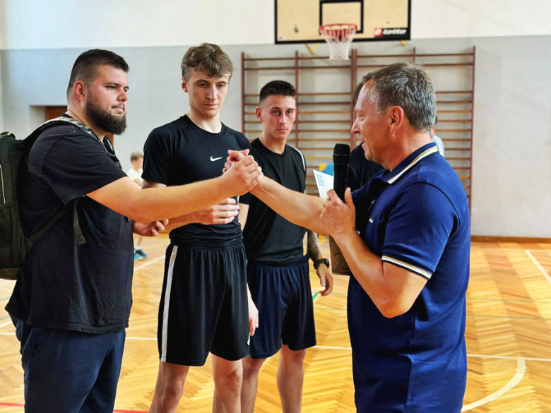 Turniej Streetballa w Ziębicach. Dwanaście zespołów rywalizowało o miano najlepszej ekipy