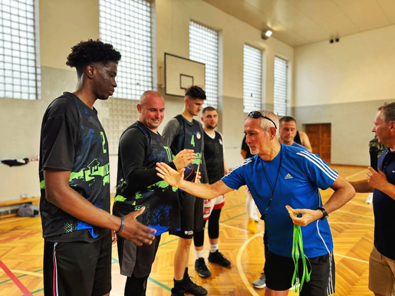 Turniej Streetballa w Ziębicach. Dwanaście zespołów rywalizowało o miano najlepszej ekipy