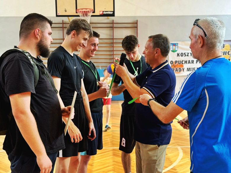 Turniej Streetballa w Ziębicach. Dwanaście zespołów rywalizowało o miano najlepszej ekipy