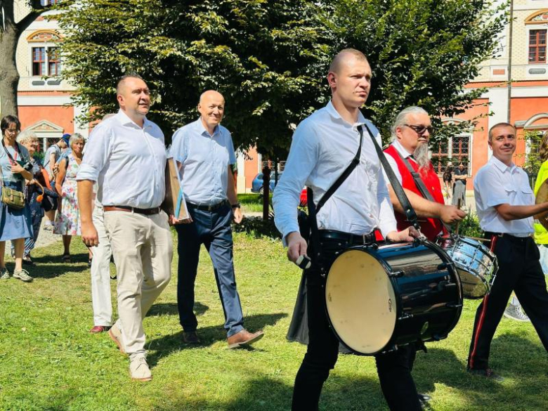 15. Pielgrzymka i Piknik integracyjny Osób Niepełnosprawnych, ich Rodzin i Przyjaciół w Henrykowie